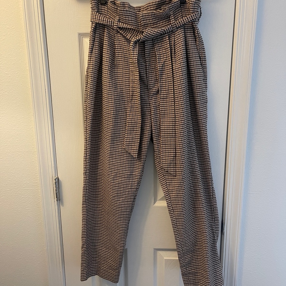 Women's Houndstooth Belted Pants